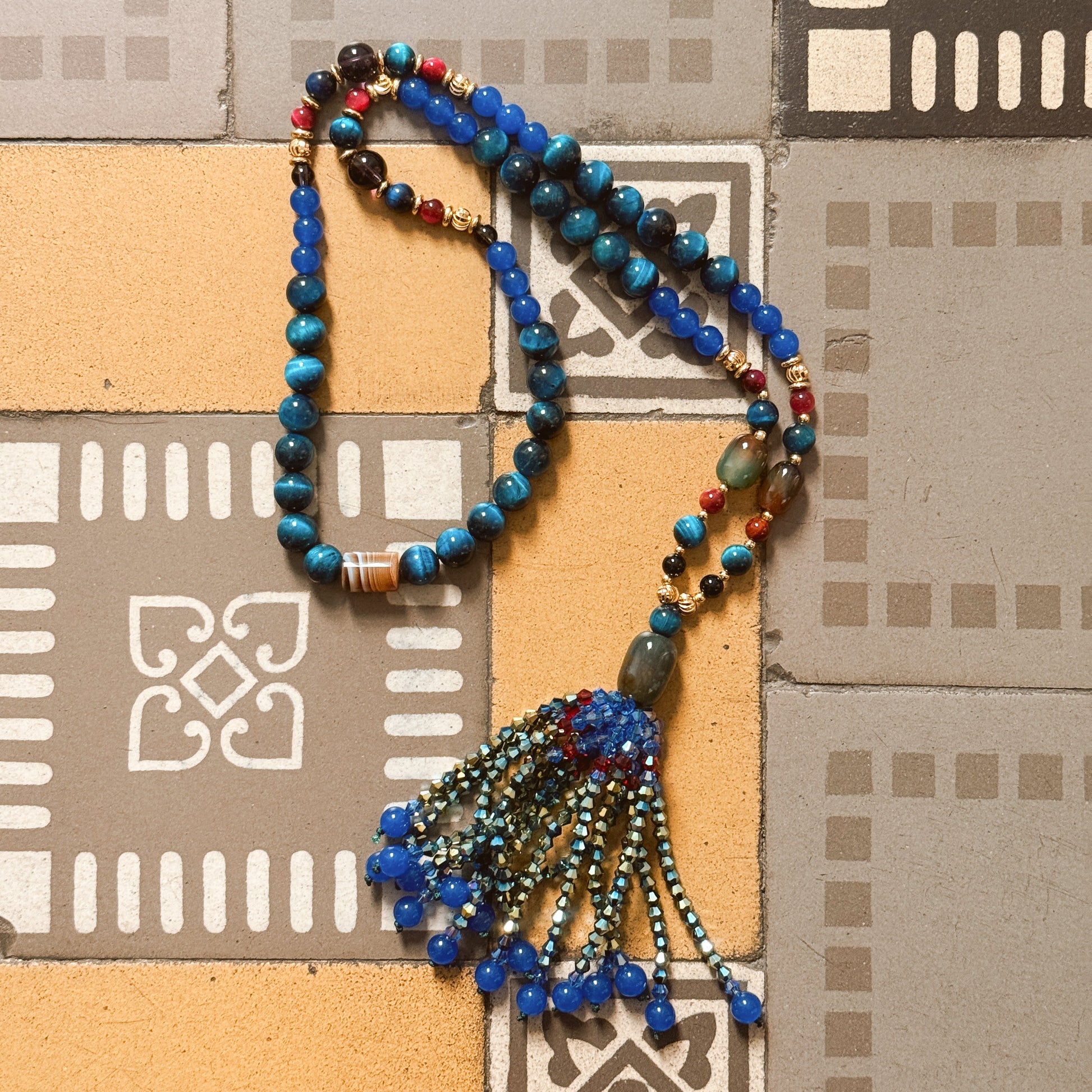The Lumière Necklace — Midnight (Pre-Order)